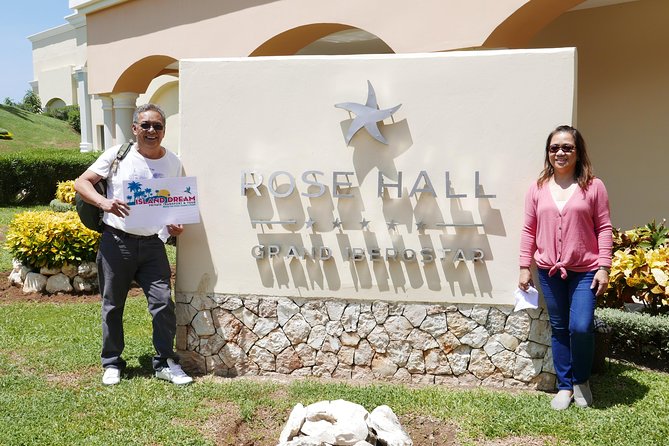 Private Montego Bay Airport Taxi to Iberostar Rose Hall Resort - Private pickup at Montego Bay Airport, without the taxi puzzle