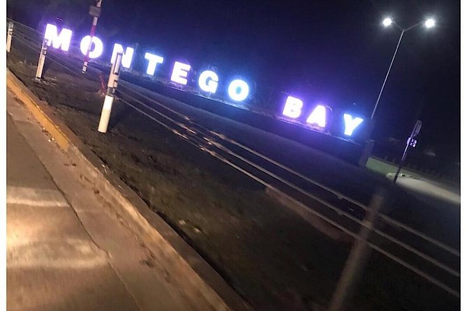 Private Montego Bay Airport Transfer (Select Hotel Option) - What the Driver Can Help With During the Ride
