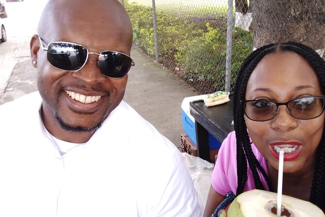 Private Montego Bay Foodie Tour with City Highlights - Juici Patties Stop: Fast Food With Real Seriousness (45 Minutes)
