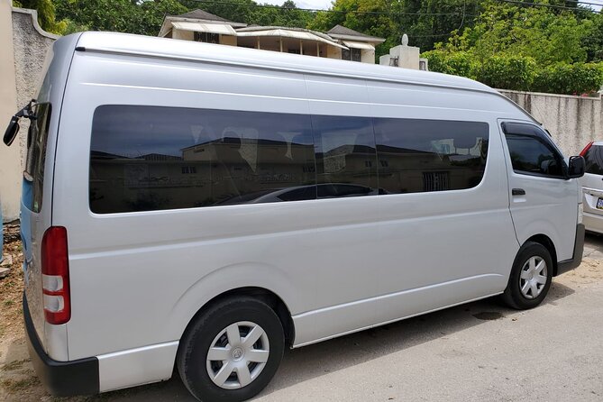 Private Negril Hotels Transfer from Montego Bay (MBJ)Airport - Why this MBJ to Negril transfer feels easier than DIY