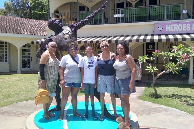 Private One-Way and Roundtrip Airport Transfer to Montego Bay Hotels - Roundtrip option: less last-day chaos