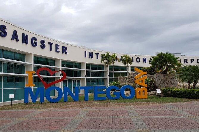 Private Round Trip Airport Transfer From Montego Bay Hotels - Key Things to Know Before You Go