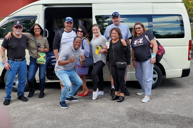 Private Round Trip Airport Transfer from Montego Bay to Negril - Quick Hitters