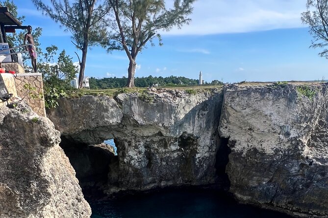 Private Tour for Negril Seven Miles Beach & Rick's Cafe Jamaica - Should you book this private Negril day?