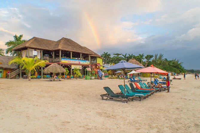 Private Tour of Negril Beach and Sunset at Ricks Cafe - Getting From Montego Bay to Negril in Comfort