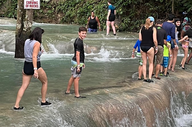 Private Tour To Blue Hole and Dunn’s River from Montego Bay - Who this private Dunn’s River and Blue Hole day suits best