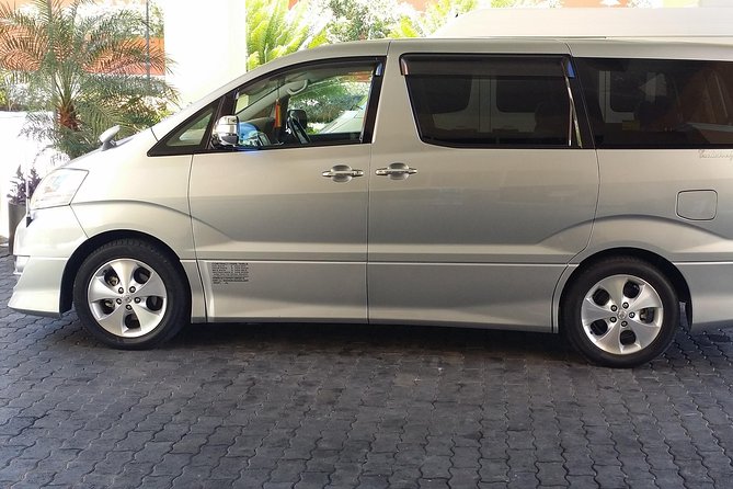 Private Transfer Between MBJ airport and Hotels in Montego Bay - Air-conditioned comfort and vehicle sizes for up to nine