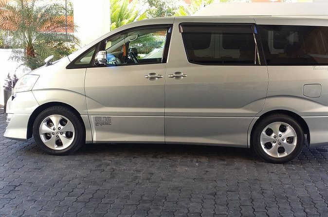 Private Transfer Between MBJ airport and Hotels in Montego Bay - The driver factor: friendly, informative, and local talk on the way