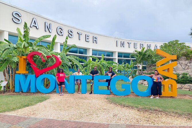Private Transfer From Montego Bay Airport to Hotels in MontegoBay - Airport to hotel is the main event, but the return trip is where it pays off