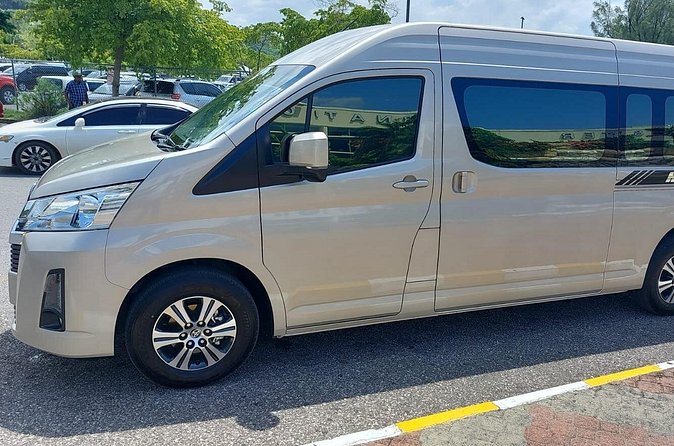 Private Transfer to Hotels in MoBay from Montego Bay Airport - Price Check: Is $21.50 Per Person Good Value?