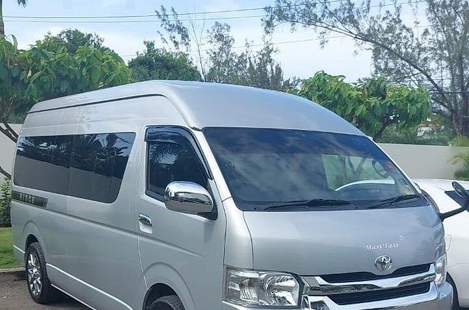 Private Transfer to Hotels in MoBay from Montego Bay Airport - Practical Tips to Make Your Pickup Smooth