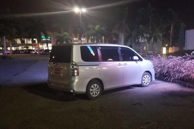 Private-Transfers from MBJ Airport to Montego Bay area hotels - The Ride Comfort: Air Conditioning, WiFi, and Water