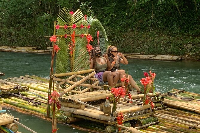 Rafting on the Martha Brae - Time Budget: 2 to 3 Hours on the River, Then You’re Free