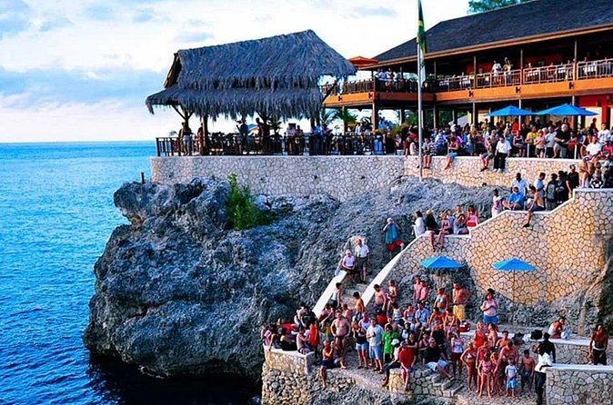 Rick s Café and Seven Mile Beach Private Tour Negril Jamaica - The driver and private transport difference, especially in Jamaica