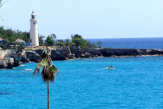 Ricks Cafe & Negril Highlights From Montego Bay - Rick’s Cafe for sunset, music, and cliff jumping