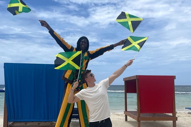 RIU Palace reggae and RIU Montego Bay private airport transfers - Inside the ride: A/C, WiFi, drinks, and bottled water