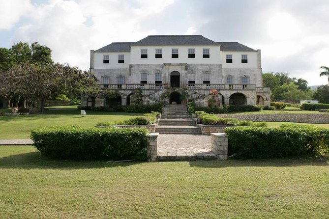 Rose Hall Great House Private Day Tour - Getting to Rose Hall without stress from Montego Bay