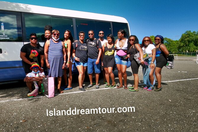 Round Trip Montego Bay Airport Taxi - Grand Palladium - The Air-Conditioned Ride That Feels Like an Orientation