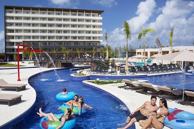 Royalton Hotel & RIU Aquarelle-Private Roundtrip Airport Transfer - Airport meeting that actually reduces confusion