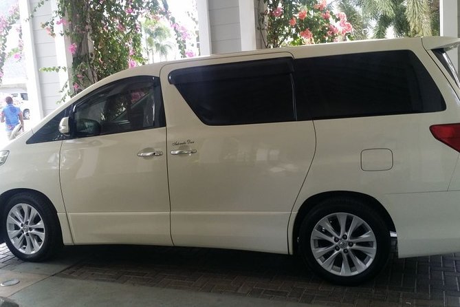 Runaway Bay Airport Transfer - Price and value: is $67 per person a smart deal?