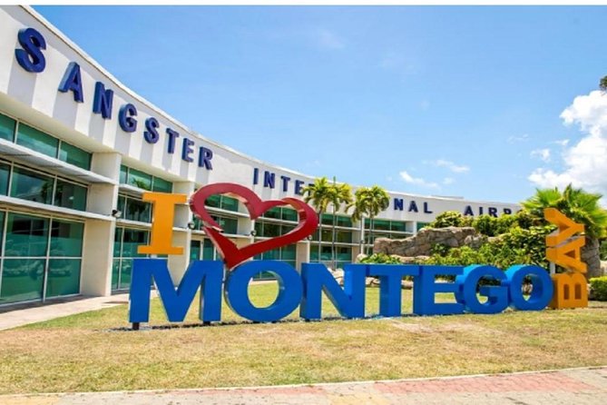 Runaway Bay Hotels Private Airport Transfer - Key things to know before you go