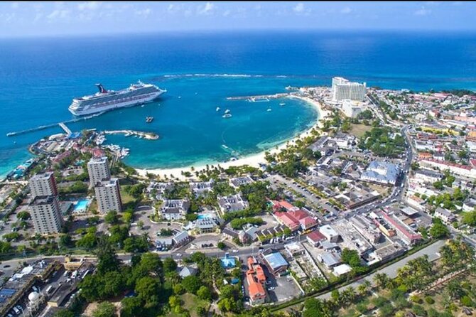 Runaway Bay Transportation Tour Experience - Beachside Jamaican food, from jerk chicken to fresh fish
