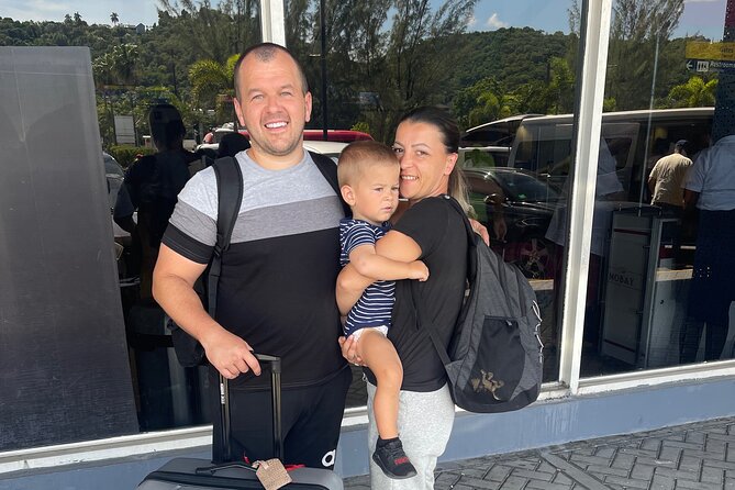 Sangster Airport Montego Bay Transfer to Montego Bay or Falmouth - What happens in the minivan: A/C, WiFi, and a calm start
