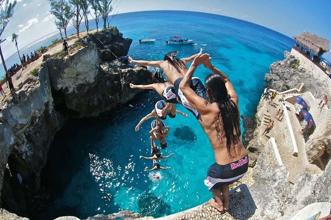 Seven Mile Beach and Rick’s Cafe Private Tour - A private day that starts with reef-sheltered water