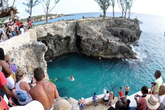 Seven Mile Beach and Ricks Cafe Private Tour. - Price and Logistics: What $97.44 Buys You