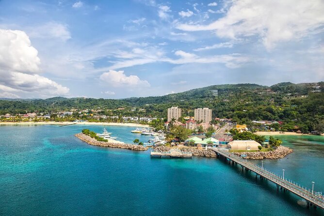 Sightseen tour and Souvenir shopping with private transportation in Montego Bay - Key highlights at a glance