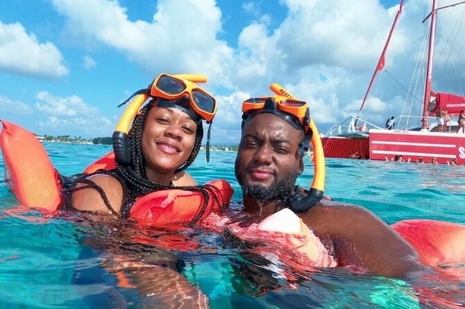 Snorkeling and Shopping in Montego Bay with Hotel pickup - The one-hour water plan, and why the timing works