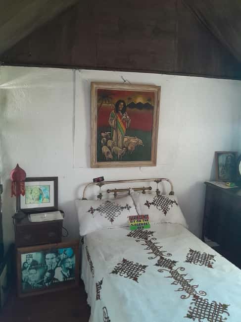 The Official Nine Mile Bob Marley Museum Guided Tour - Itinerary Walkthrough: From Museum Time to Photos, Free Time, Shopping, and Views