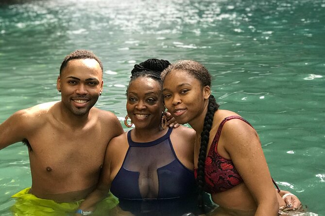 Transportation and Tour from Montego Bay to Blue Hole/Secret Falls - Guide support: Nigel from Mighten Tours and the personal touch